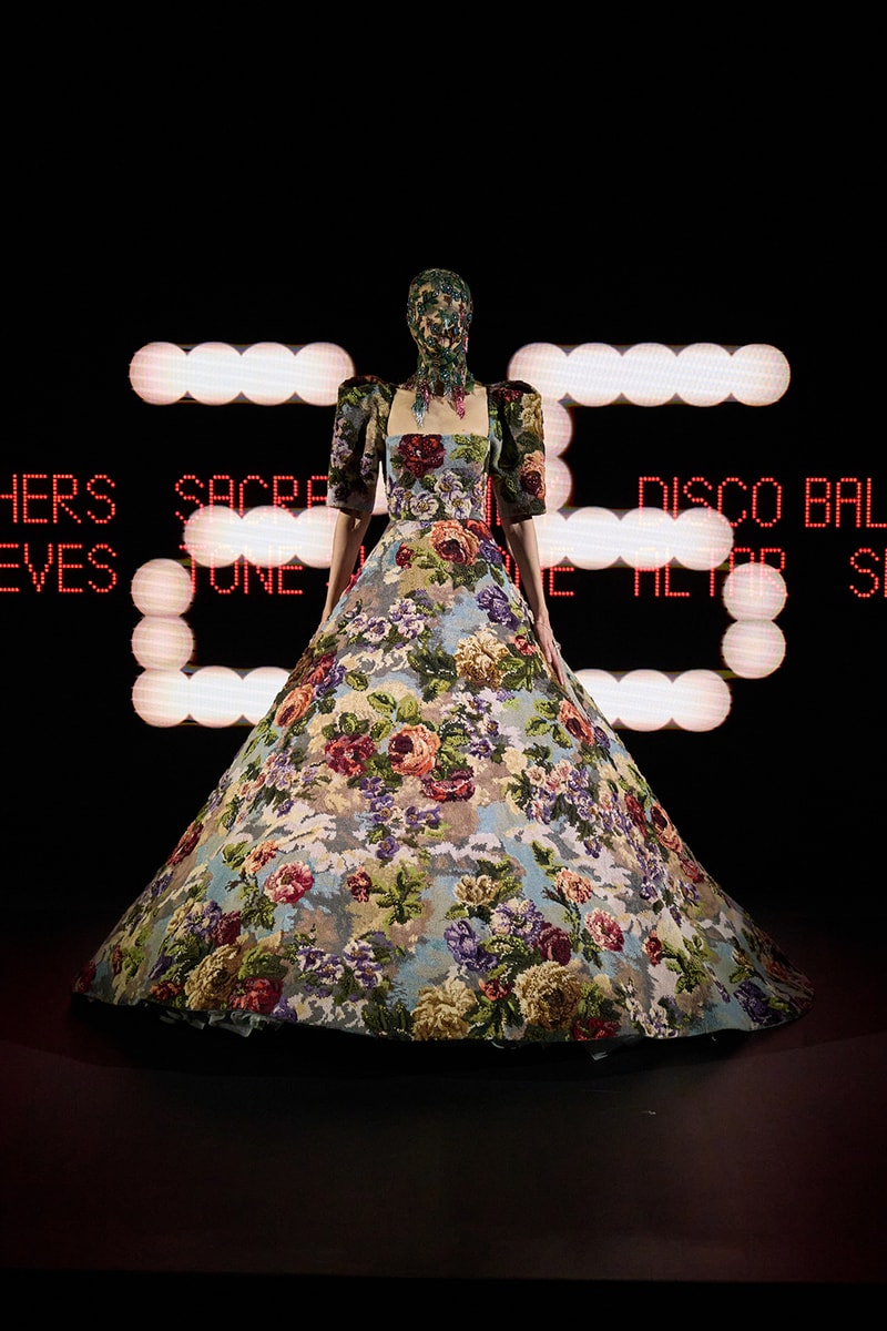Alessandro Michele 首度執掌 Valentino Vertigineux 2025 高級訂製時裝大秀正式登場