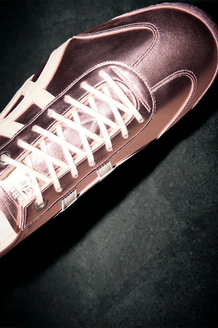 Onitsuka Tiger 全新 MEXICO 66™ SD METALLIC 系列正式登場