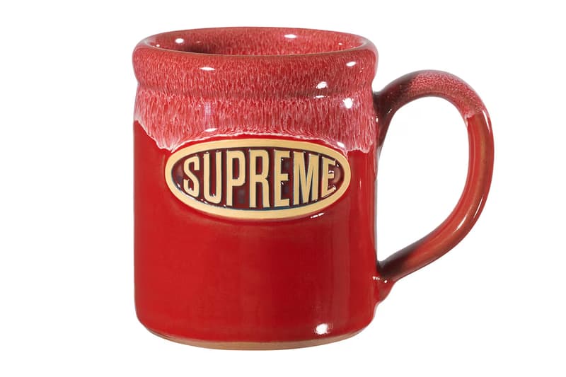 撞球桌、網球拍、高級傢俱及音響!Supreme 2025 春夏系列「配件」完整公開