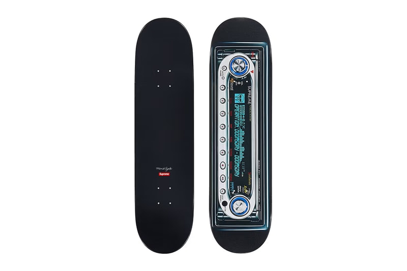 撞球桌、網球拍、高級傢俱及音響！Supreme 2025 春夏系列「配件」完整公開