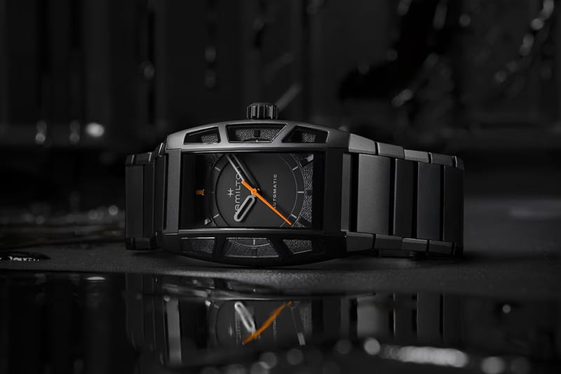 小島秀夫攜手 Hamilton 推出《死亡擱淺 2》聯名鈦金屬錶款