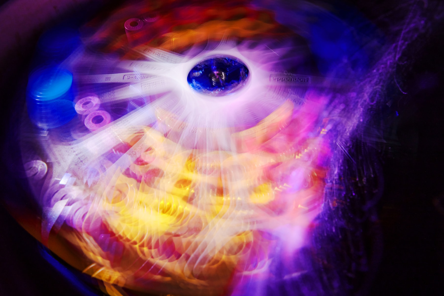 Mastery Collides: Wing Shya Showcases Hong Kong's Innovation and Technology Masterpiece Through an Artistic Lens