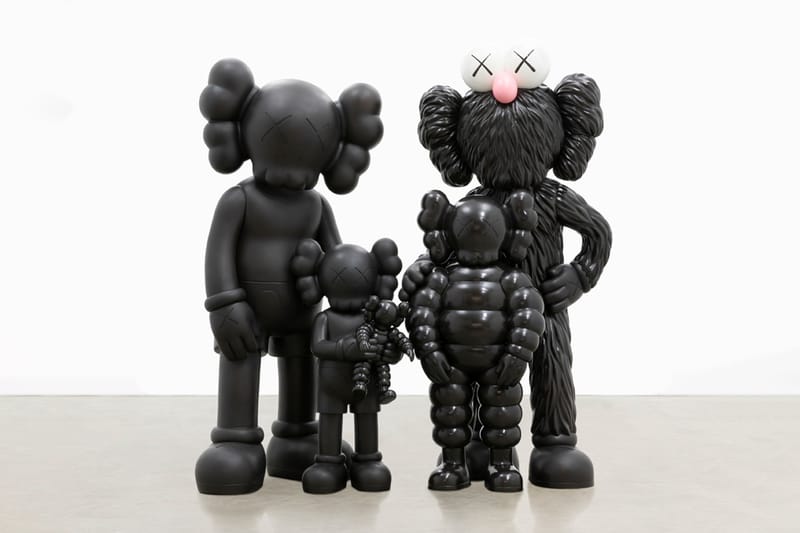 KAWS 最新大型回顧展覽《FAMILY》正式登陸 Crystal Bridges 藝術博物館