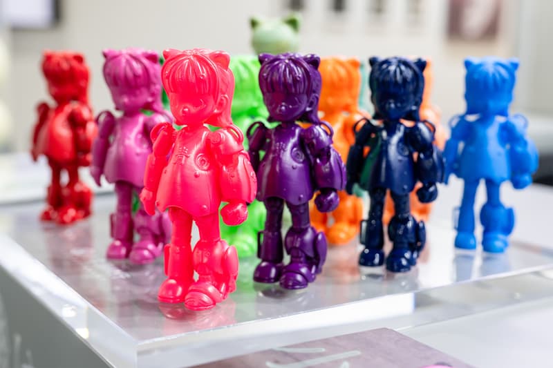方文山、李承道、Winston Yeh 攜手為 Art Monster 2025 國際藝術展打造限量潮流公仔「小青」
