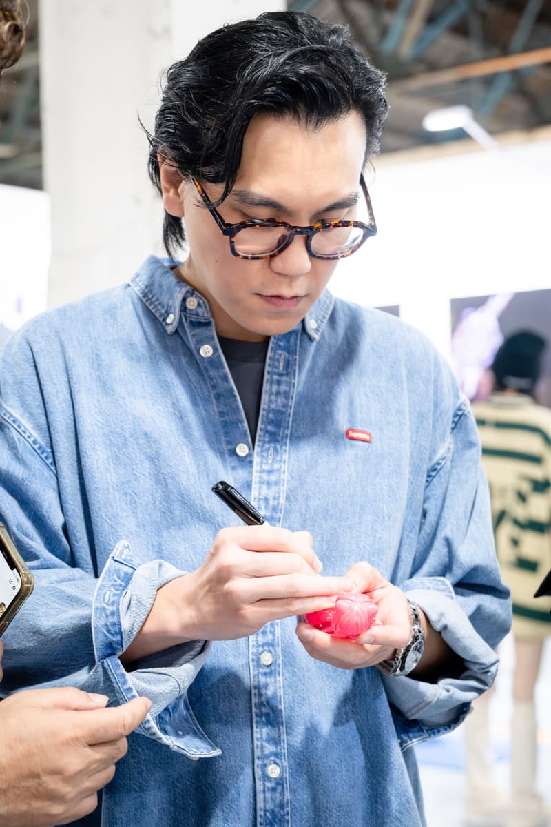 方文山、李承道、Winston Yeh 攜手為 Art Monster 2025 國際藝術展打造限量潮流公仔「小青」