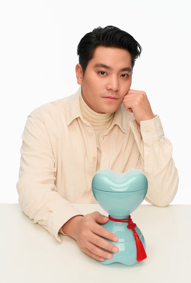 Tiffany & Co. 攜手藝術家 Oscar Wang 王令塵共賀蛇年新禧