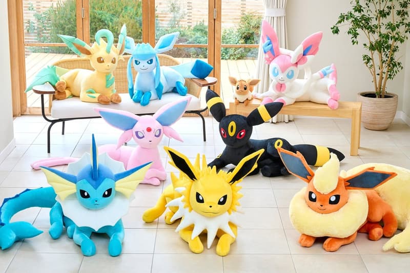 Pokémon Center 正式推出伊布家族全系列等尺寸玩偶 | Hypebeast