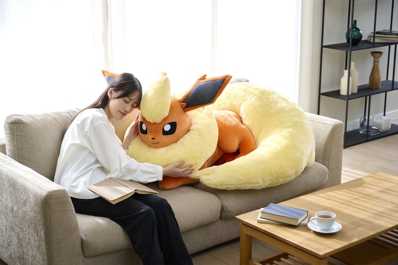 Pokémon Center 正式推出伊布家族全系列等尺寸玩偶