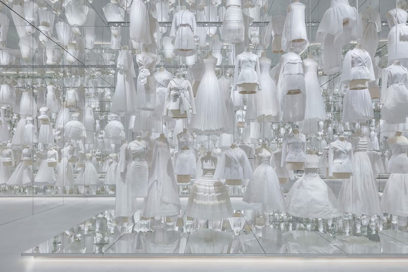 「Christian Dior: Designer of Dreams」最新展覽正式登陸首爾