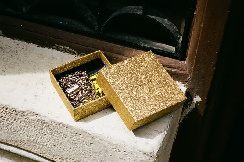 RAW EMOTIONS 全新「Sex Pistol Bootleg R Padlock」鎖鏈配飾登場