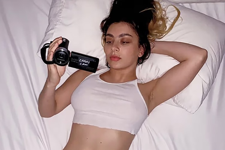 Charli XCX 以新音樂錄影帶終結『party 4 u』爭議