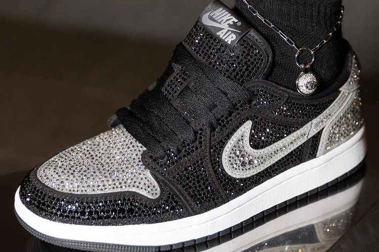 Swarovski 剛推出鑲滿水晶的 Air Jordan 1