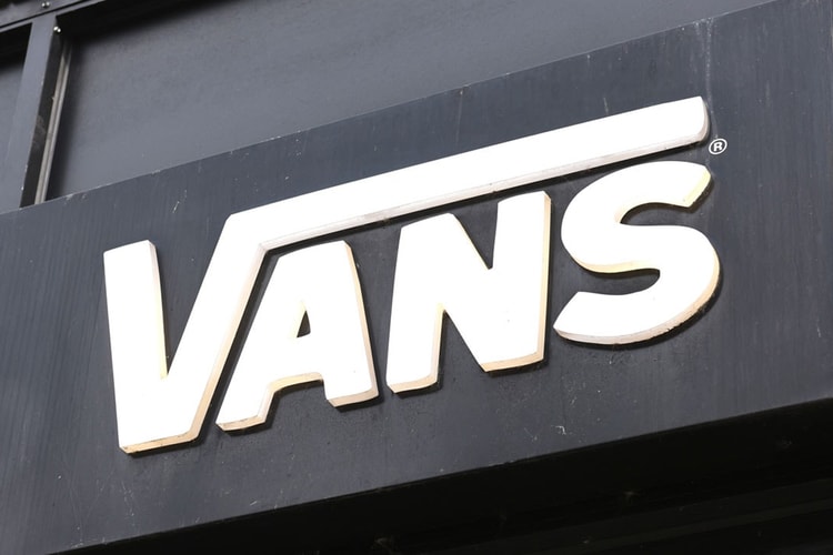 Vans 及 The North Face 母公司 VF Corporation 股價暴跌