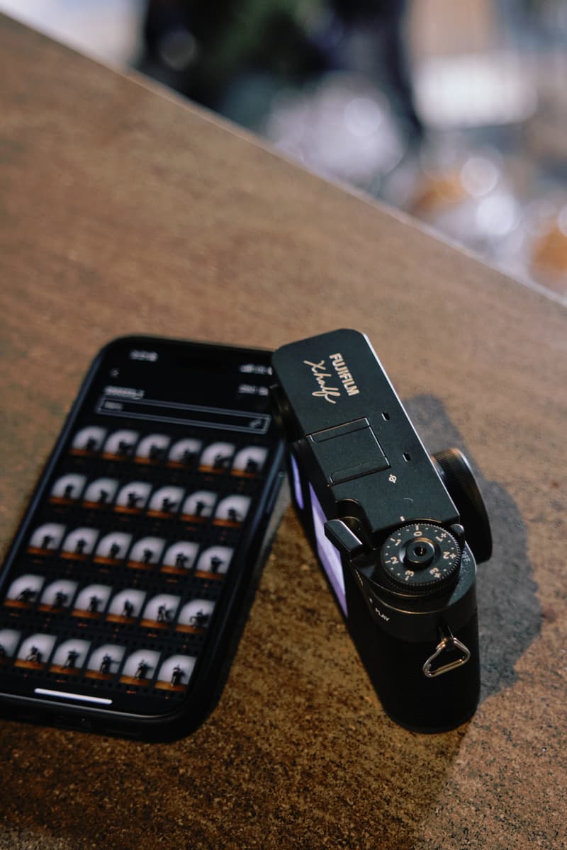 FUJIFILM 推出全新「X half」輕巧型數碼相機 FUJIFILM X-HF1