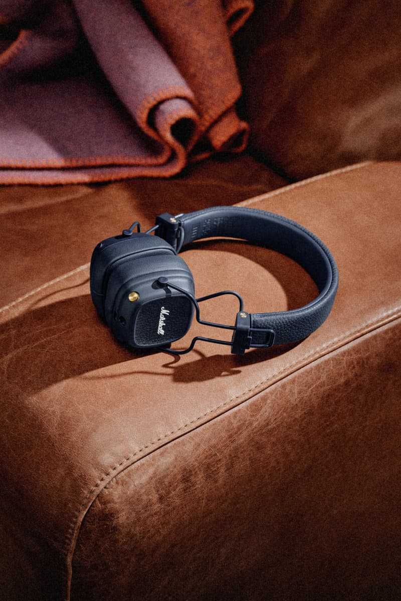 Marshall 為 Major V、Emberton III 等經典型號推出全新「午夜藍」配色