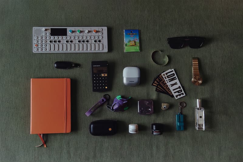 Essentials: DJ QuestionMark 的旅行隨身單品