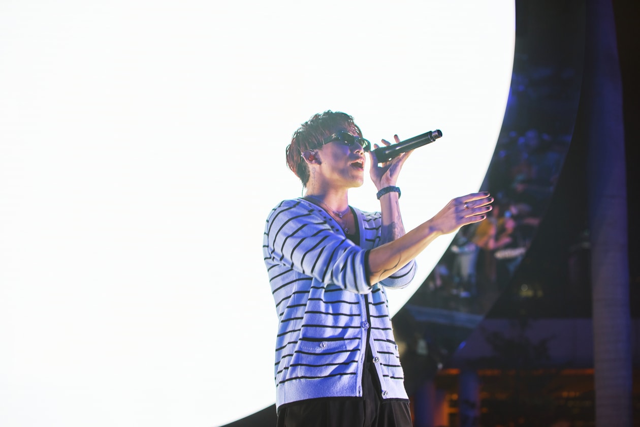 CHANEL 點亮尖沙咀鐘樓，與 Tyson Yoshi、ØZI 對話 J12 的「BLEU」時代精神