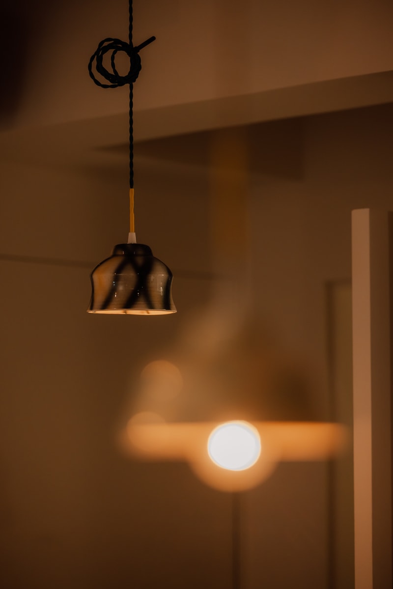 走進陶瓷器工作室 ZI YONE CRAFT STUDIO 展覽《In use, In pause》