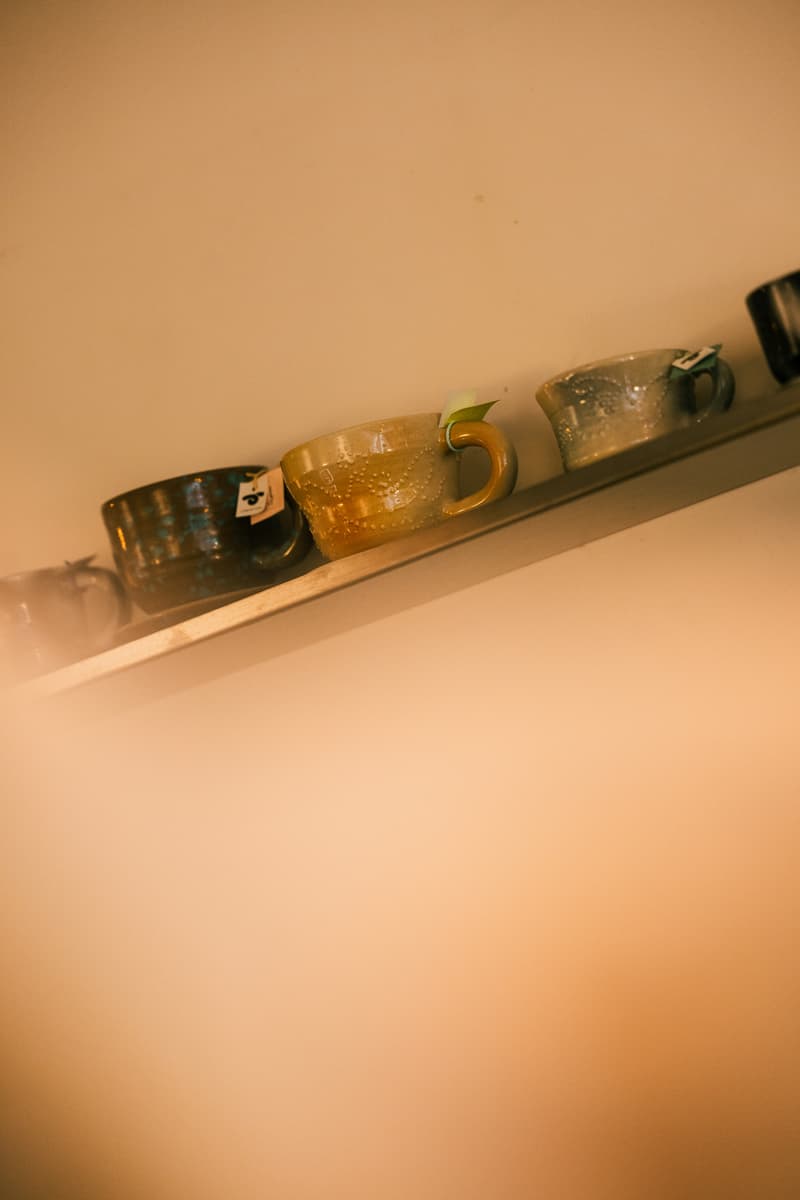 走進陶瓷器工作室 ZI YONE CRAFT STUDIO 展覽《In use, In pause》