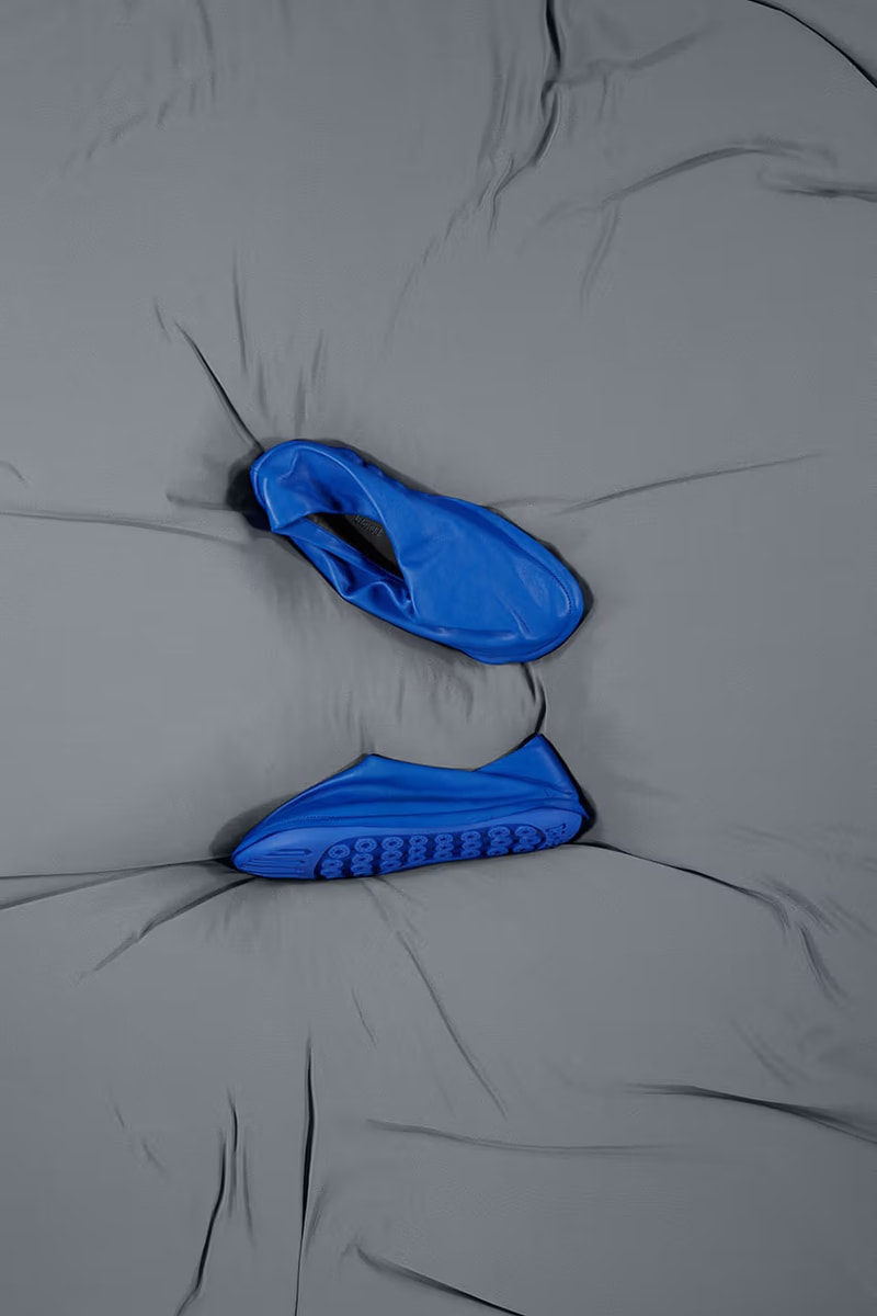 ISSEY MIYAKE 首度攜手 Camper 推出全新聯名系列鞋款「Peu Form」