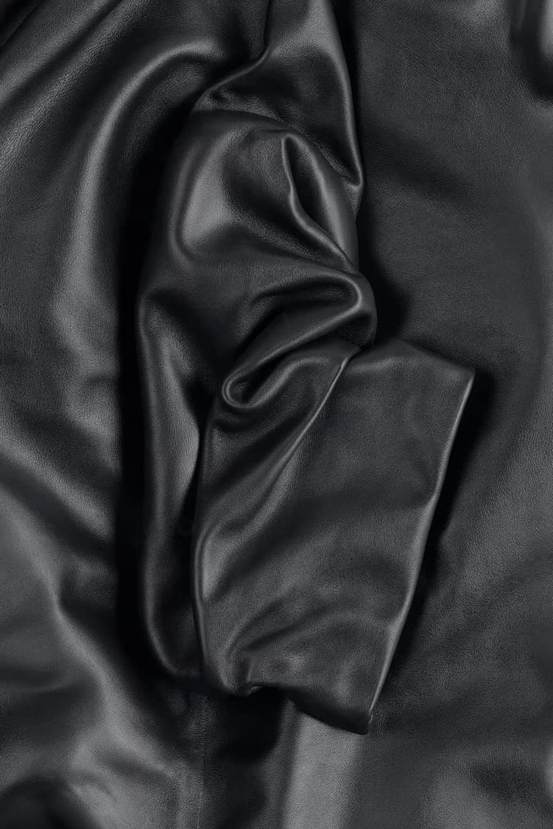 ISSEY MIYAKE 首度攜手 Camper 推出全新聯名系列鞋款「Peu Form」