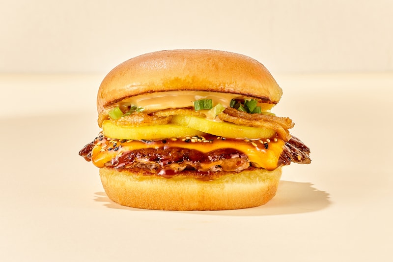 HUMAN MADE 攜手 Shake Shack 推出跨界聯乘企劃，帶來限定漢堡與服飾系列