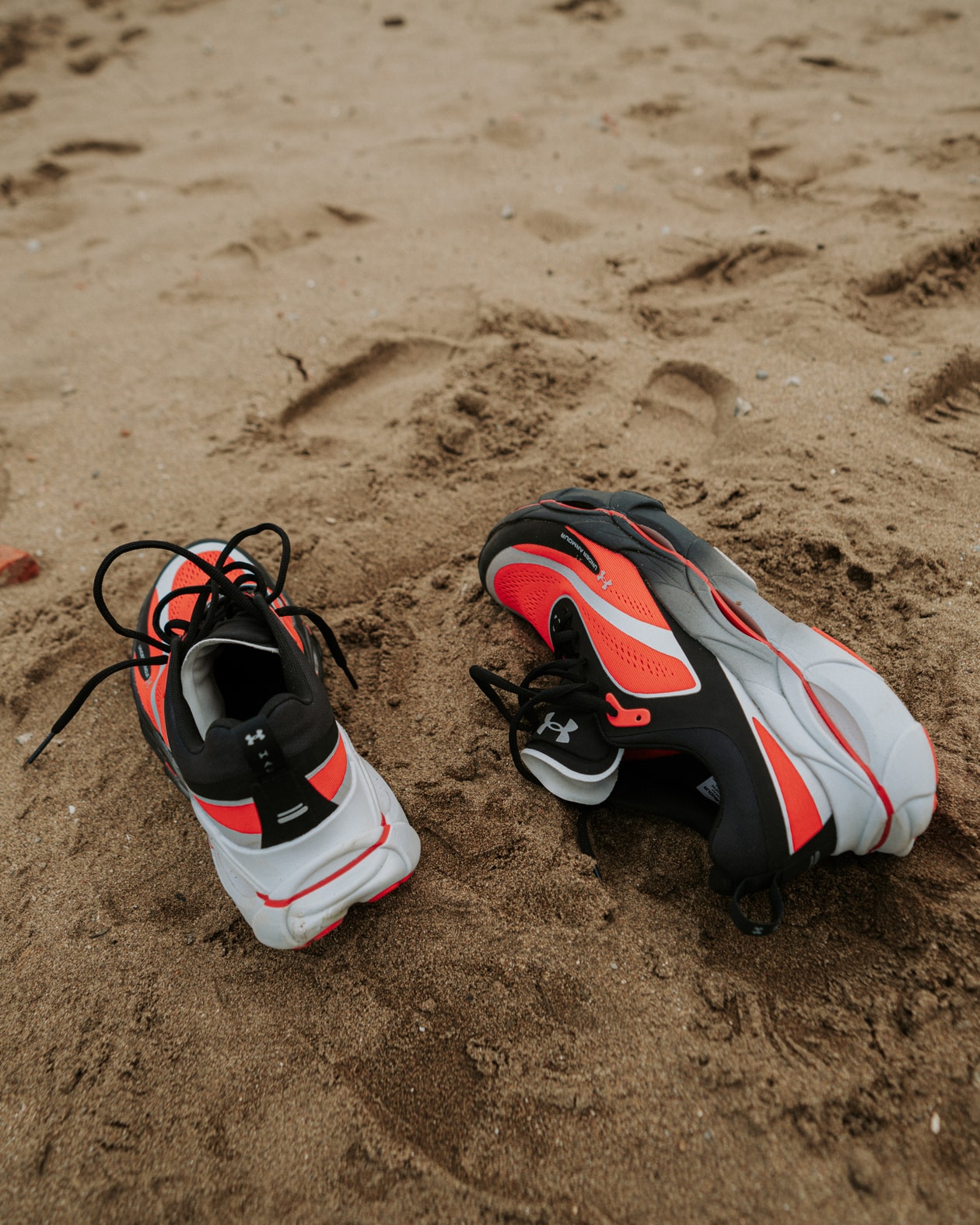 「不像跑者又如何？」珠寶設計師李令言的運動哲學 Feat. Under Armour