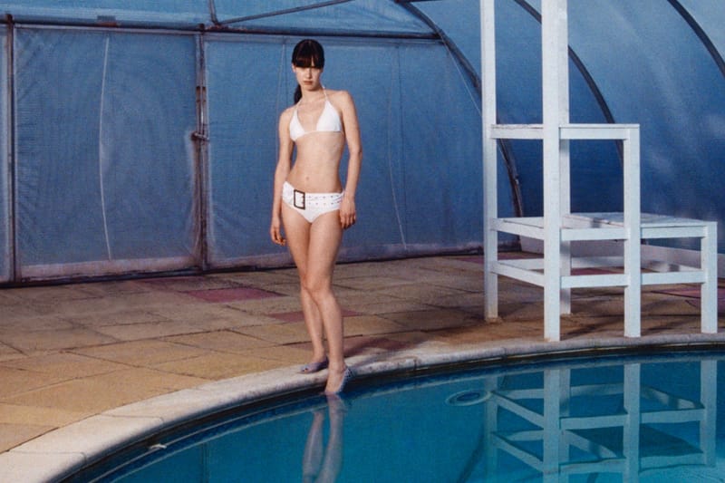 This Belongs To 再掀 007 風潮　全新「Bond-Girl White」Bandera 泳裝率先曝光