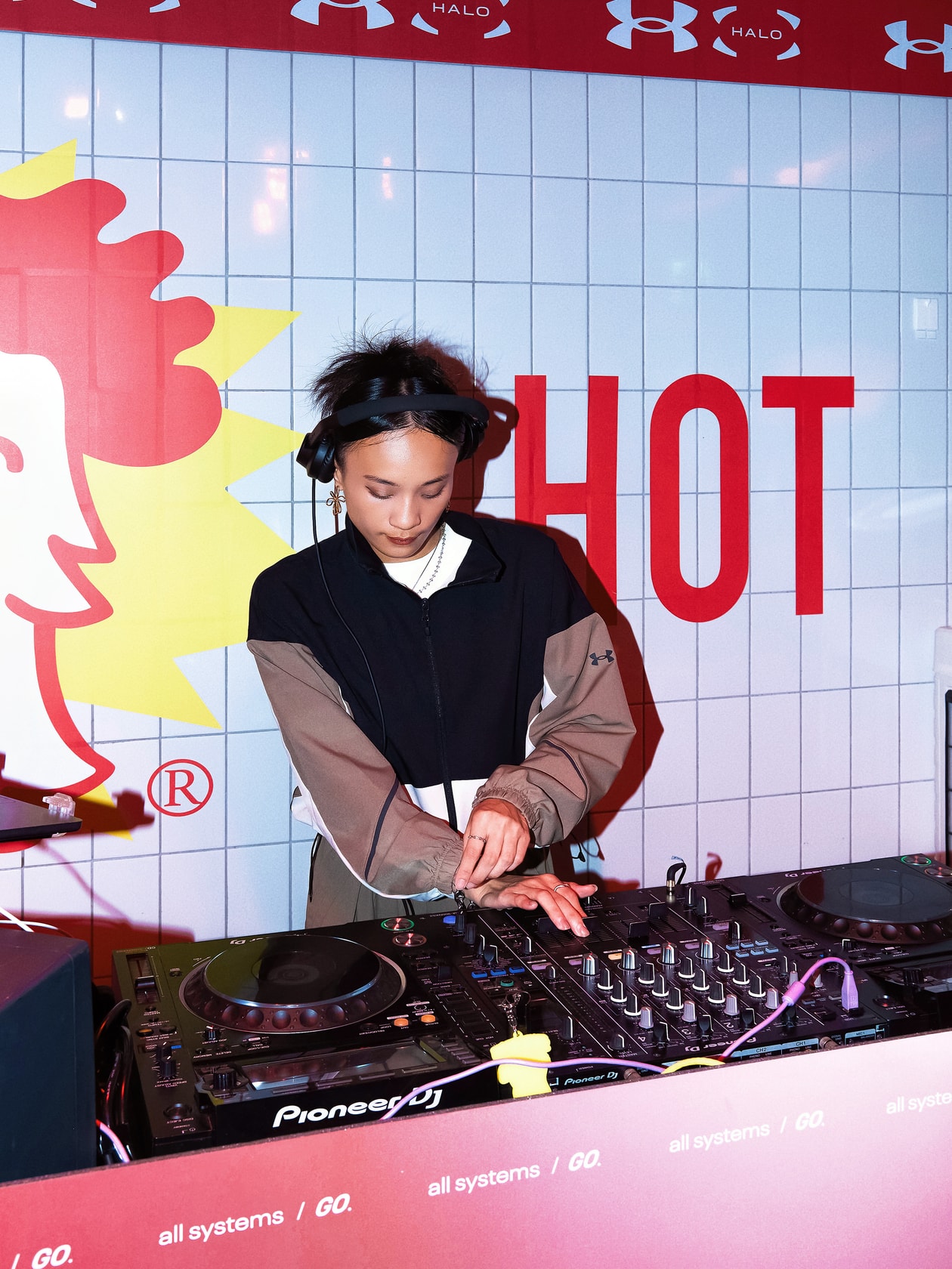 現場直擊：UNDER ARMOUR 攜手週末炸雞打造 UA HALO 跑者派對