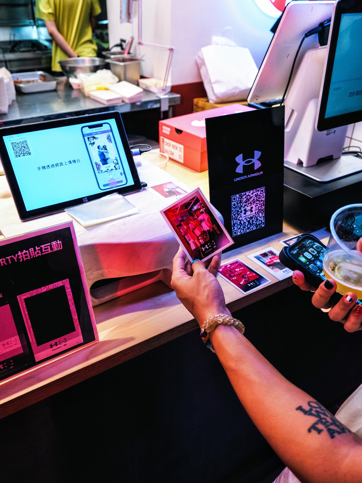 現場直擊：UNDER ARMOUR 攜手週末炸雞打造 UA HALO 跑者派對