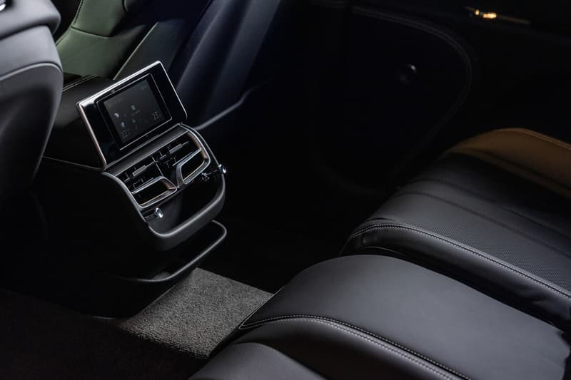 Bentley 全新 Continental GT、Continental GTC 及 Flying Spur 車型正式抵台