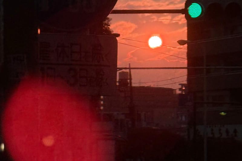 三十而立．三吉彩花攝影創作紀實 #6「ORANGE」