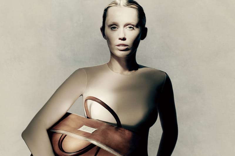Meet Miley Margiela：Miley Cyrus 領銜 Maison Margiela 2025 秋冬形象大片