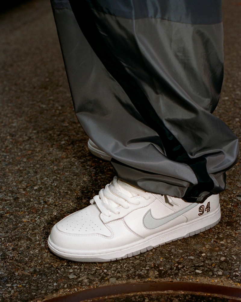 Supreme x Nike SB Dunk Low 最新聯乘系列鞋款正式登場