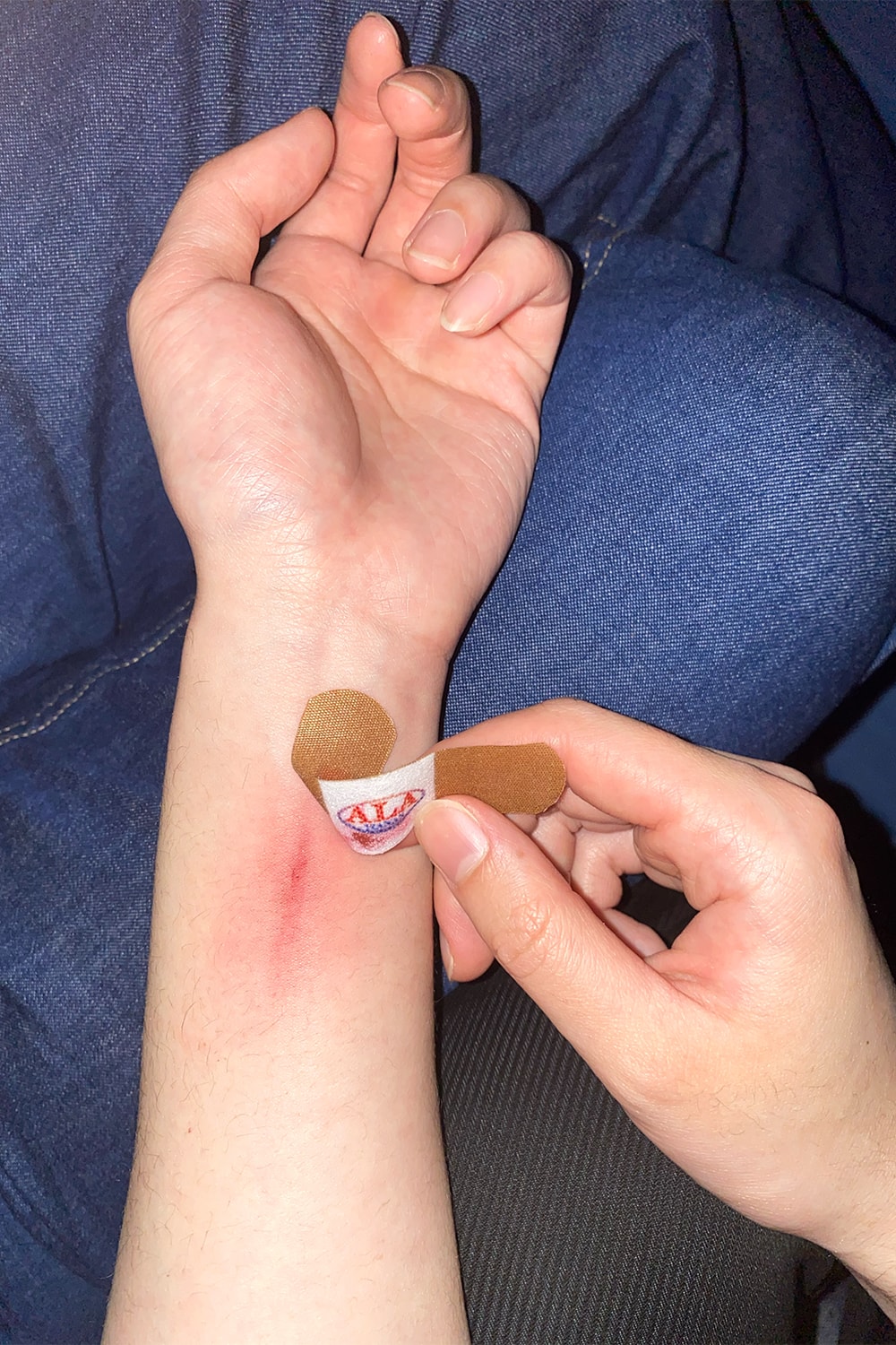 流量來自 OK 繃？專訪 Cortis 近期著用之倫敦新銳品牌 ALA TIANAN