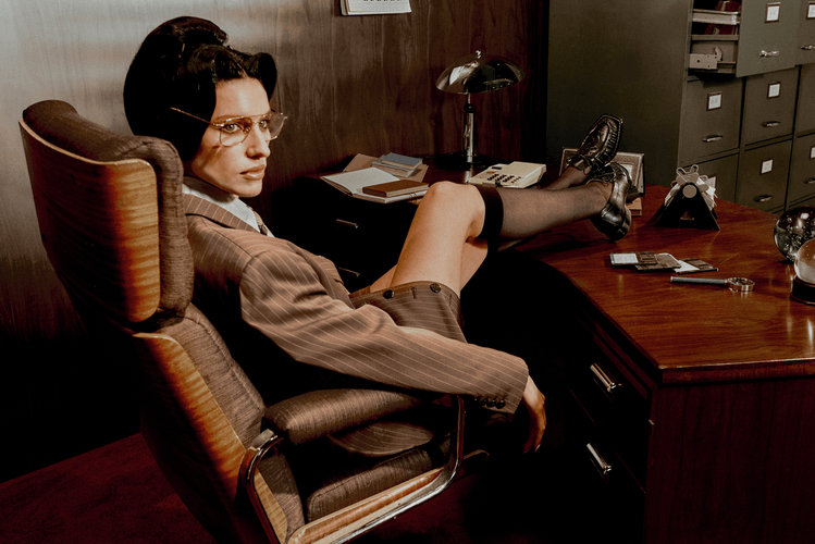 倫敦鞋履新秀 Lili Curia 強勢登場 維多利亞復古鞋藝重塑當代風格