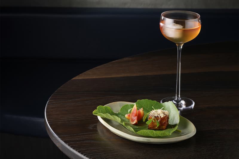 米其林⼀星餐廳「澀 Sur-」再次攜手台灣酒飲品牌 SLOWAVE 共同推出超限量全新酒款「霞⽊果酒」