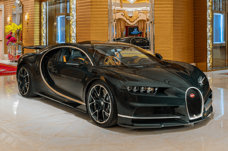 2025 永利臻典夢幻超跑展於澳門揭幕！BAPE® 聯名 Pagani、林寶堅尼別注車款列陣登場