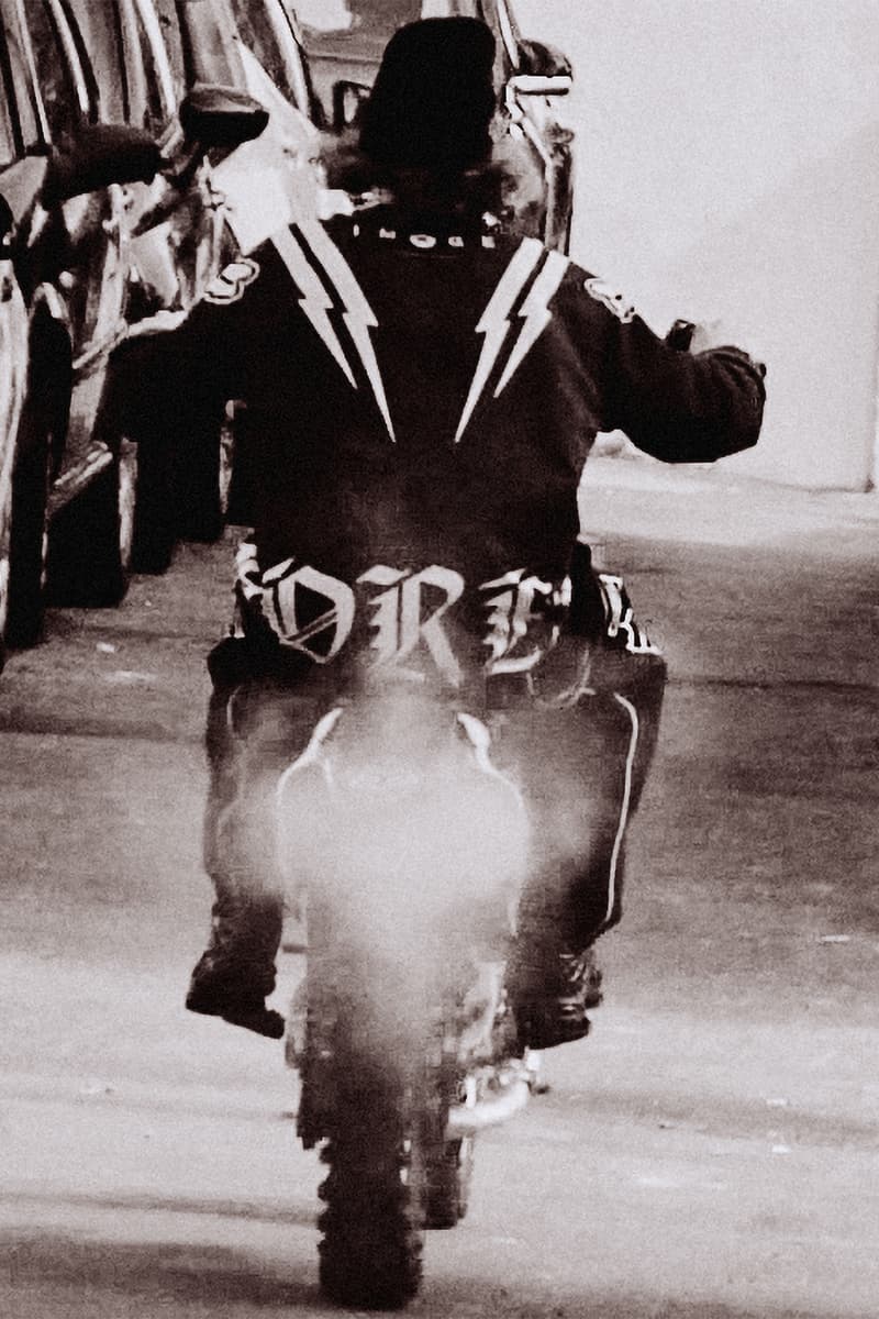 Supreme 和 Fox Racing 再度聯手，推出 2025 秋季越野摩托車聯名系列