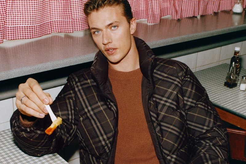 Lucky Blue Smith 主演 Burberry 全新外套形象廣告
