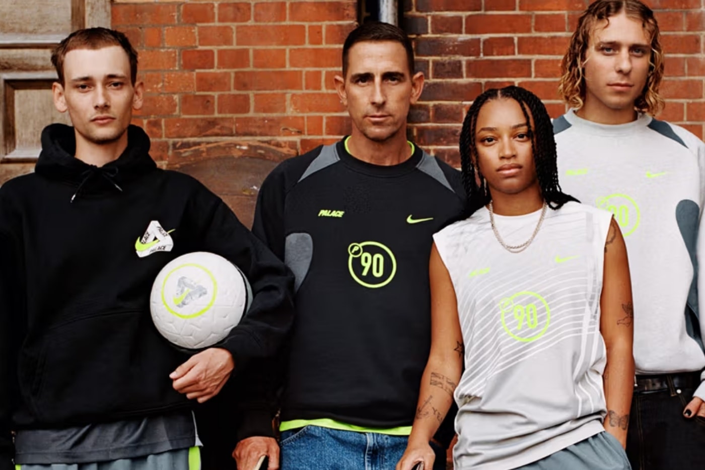 本週 8 大不容錯過的新品發售：Palace x Nike 首個聯乘領銜