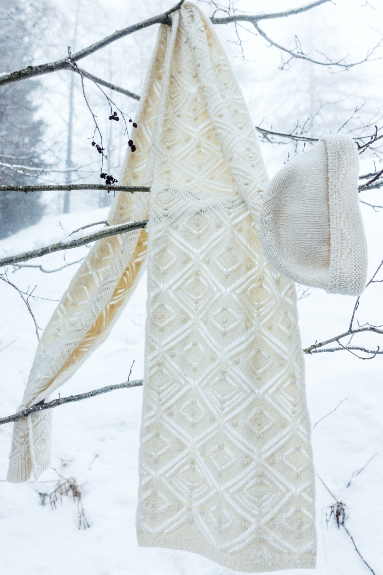 意式奢華贈禮美學：Loro Piana 從獨家刺繡圍巾到首個餐具系列