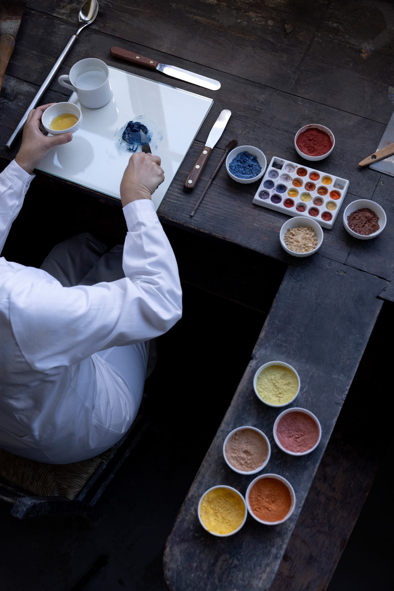 意式奢華贈禮美學：Loro Piana 從獨家刺繡圍巾到首個餐具系列