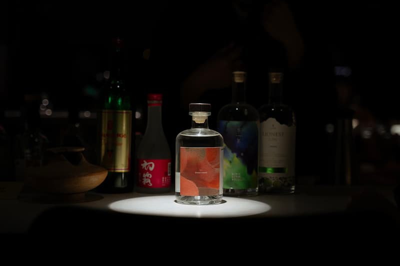 unDer lab 最新季節酒單「荒謬主義：沙漠中的水母」正式登場