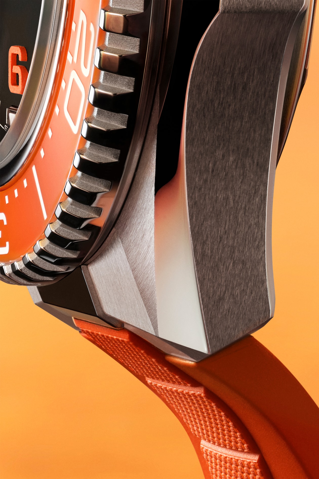 OMEGA 正式發表海馬系列全新 Planet Ocean 腕錶