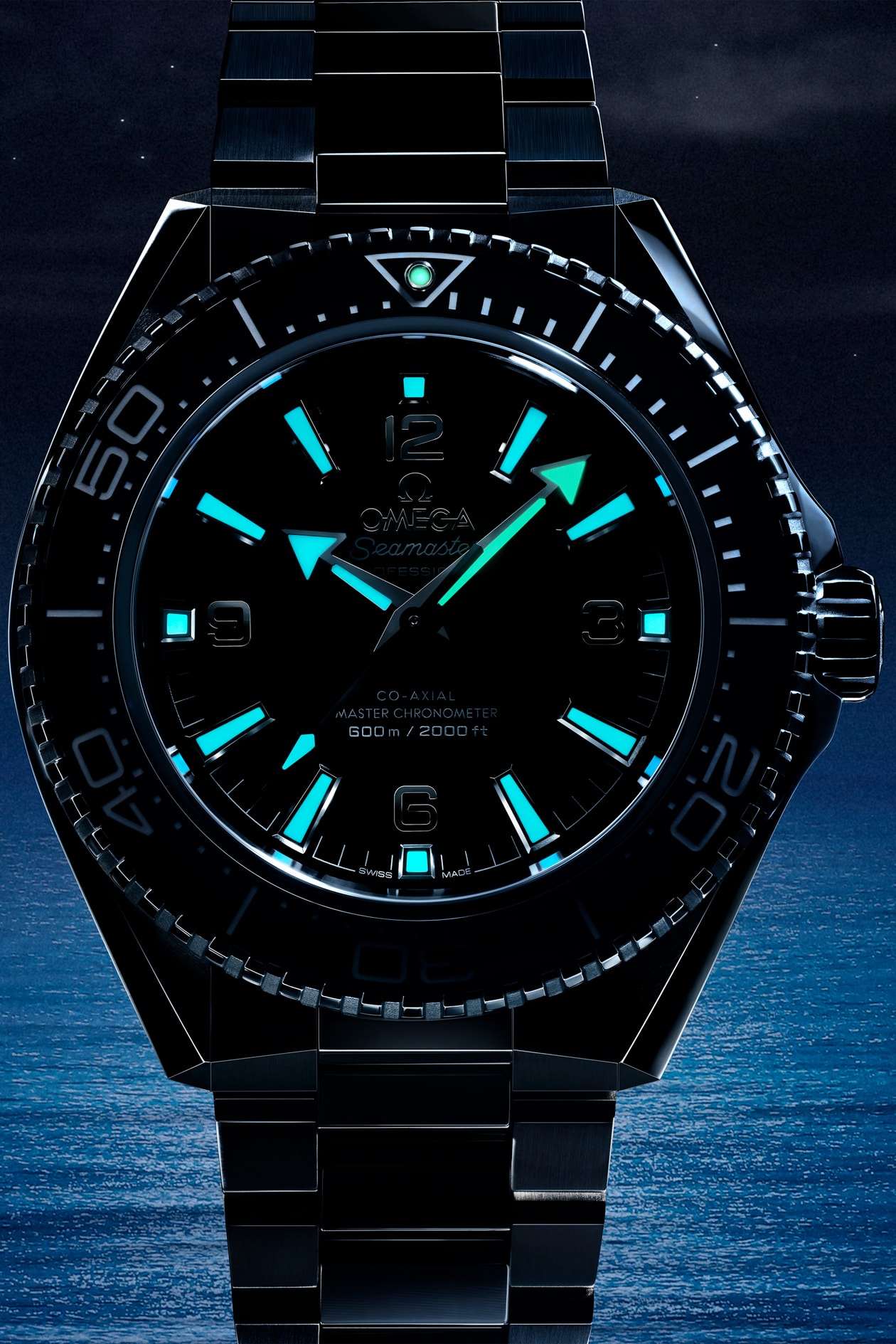 OMEGA 正式發表海馬系列全新 Planet Ocean 腕錶