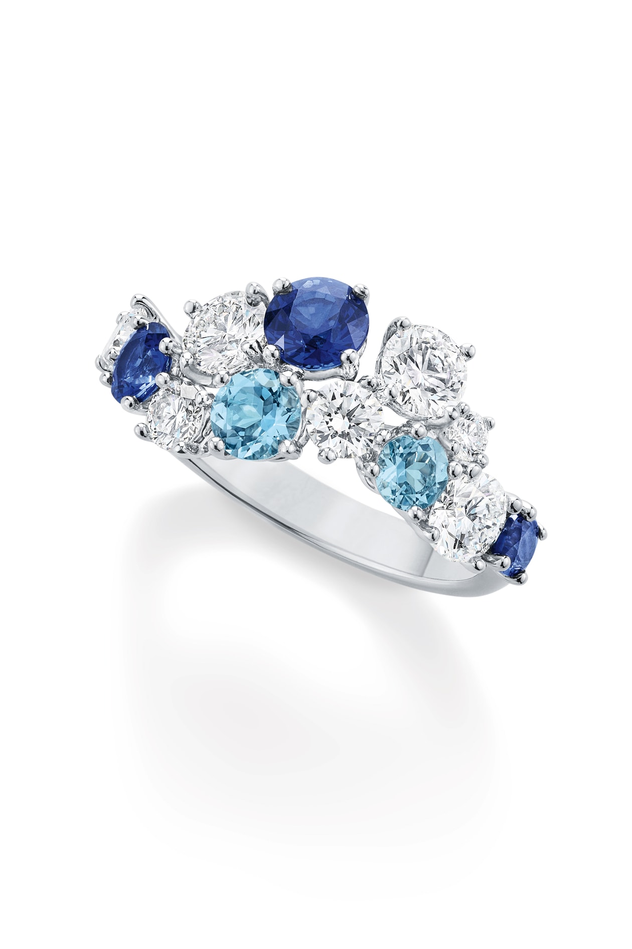 解構 HARRY WINSTON 跨越世紀的極致光影與 WINSTON CLUSTER 鑲嵌美學