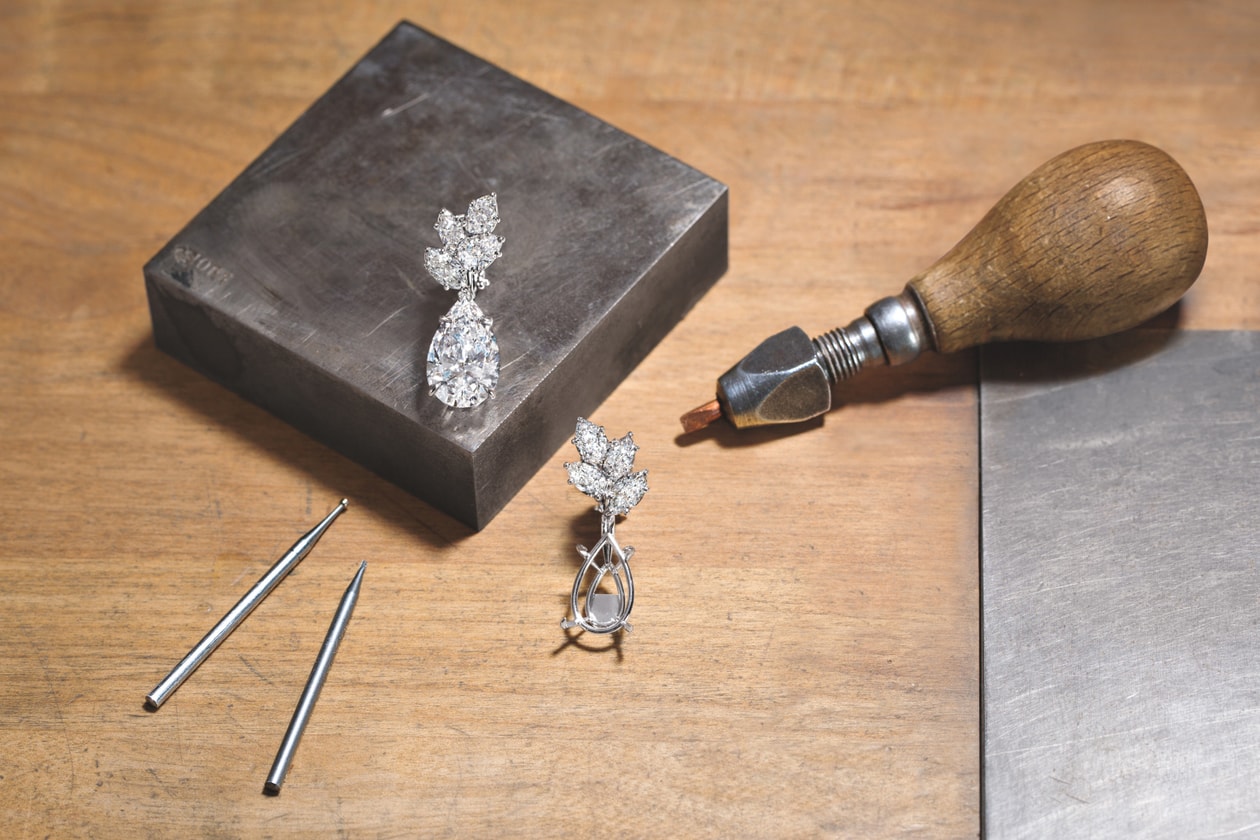 解構 HARRY WINSTON 跨越世紀的極致光影與 WINSTON CLUSTER 鑲嵌美學