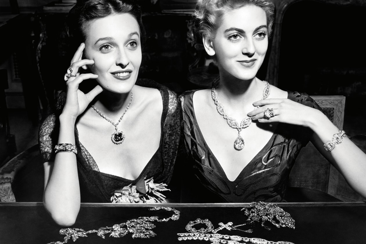 解構 HARRY WINSTON 跨越世紀的極致光影與 WINSTON CLUSTER 鑲嵌美學