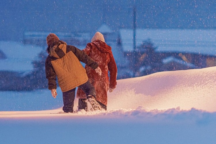 是枝裕和 x 藤本樹:《驀然回首》真人版電影超特報前導預告釋出